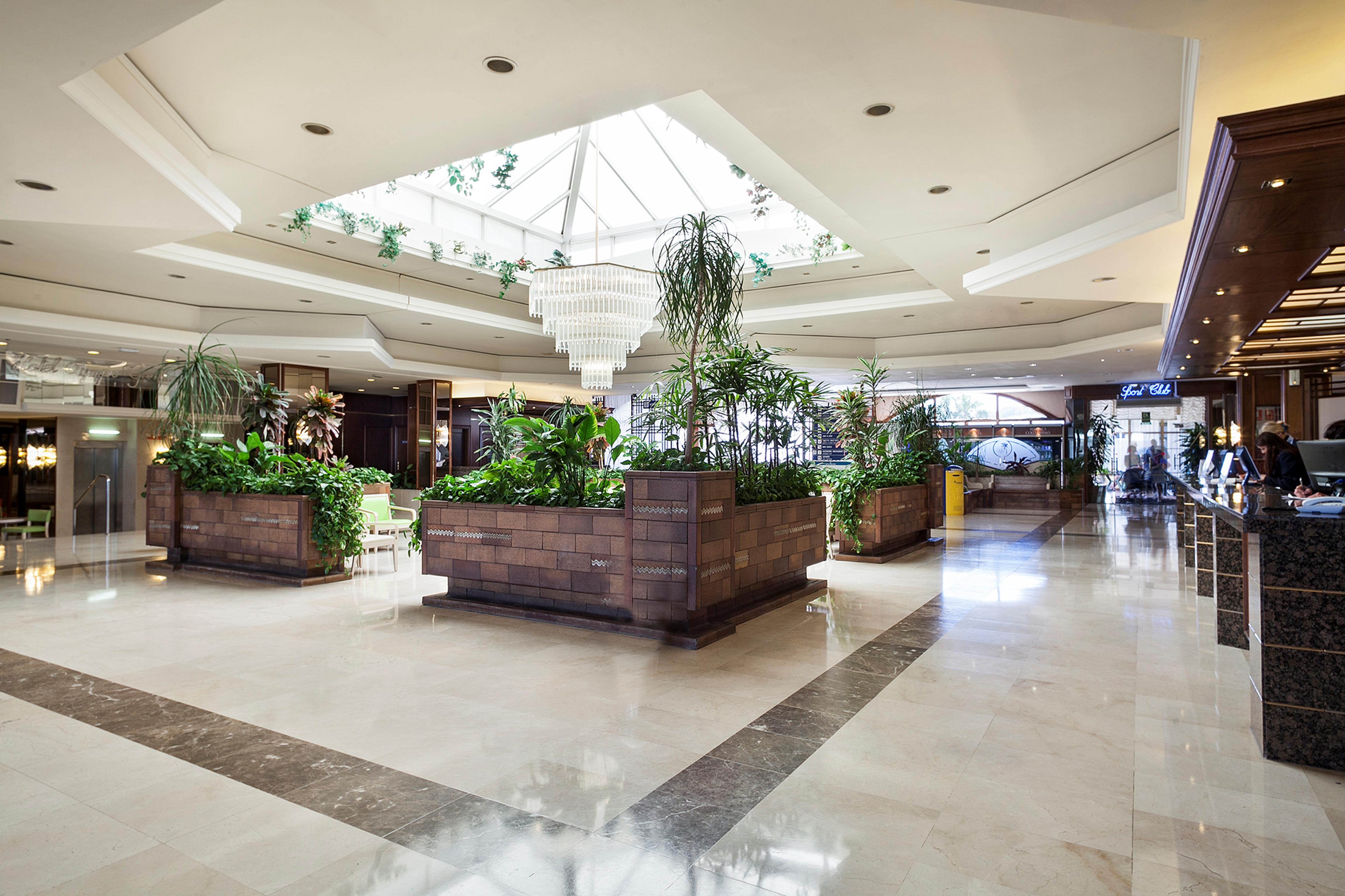 Evenia Olympic Resort Lloret de Mar Exterior photo