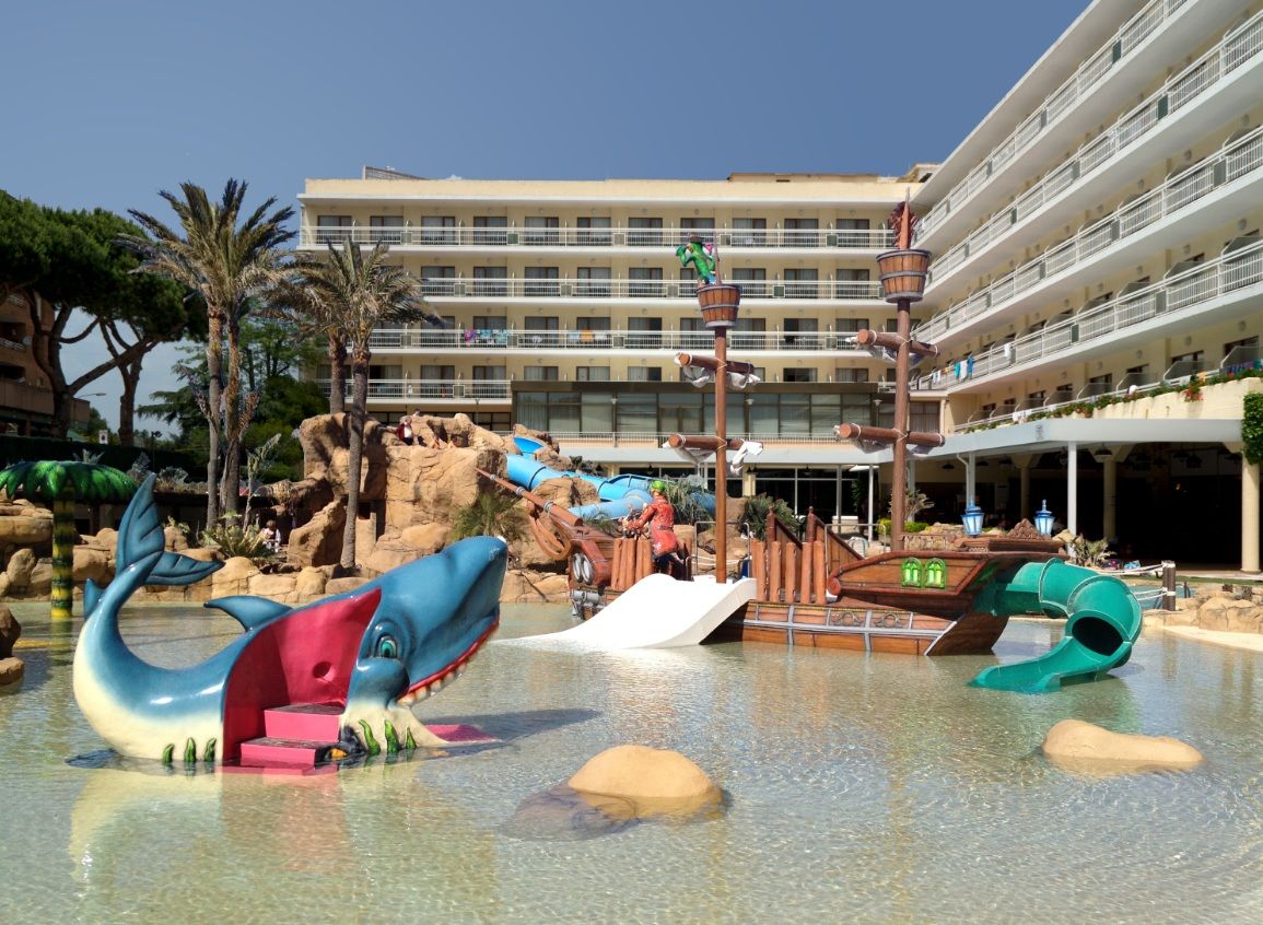 Evenia Olympic Resort Lloret de Mar Exterior photo